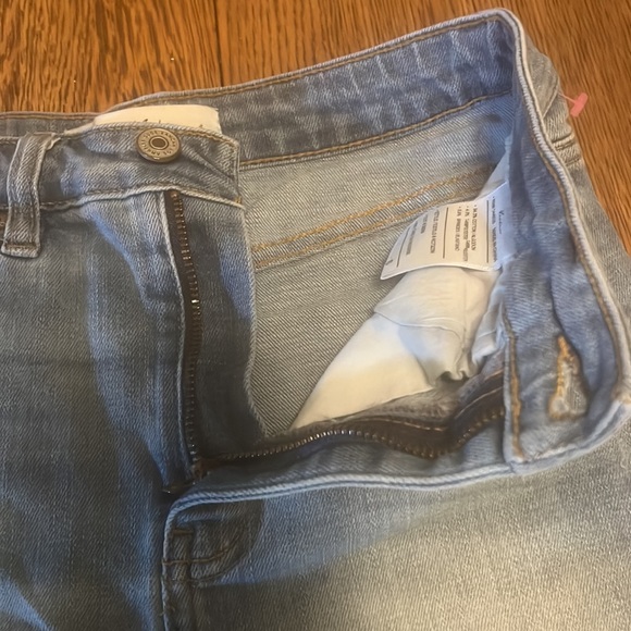 Kancan Kan Can Distressed Denim Shorts Raw Hem Zip Closure Size Small - Picture 3 of 6